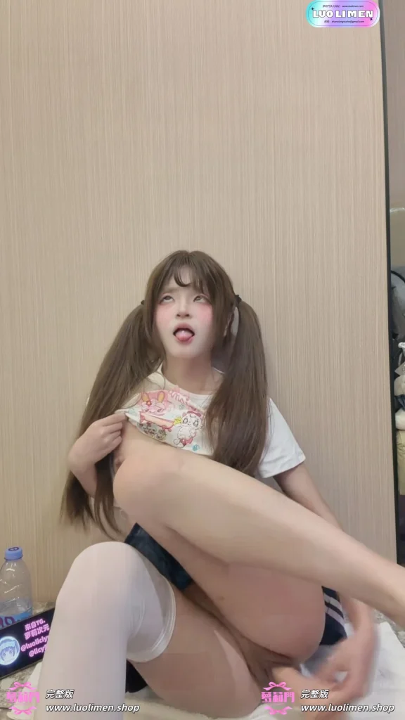 图片[2]-可爱双马尾少萝 木木宝 最新09月 精致妆容福利姬小母狗女儿服手指掰逼舔湿假鸡巴多姿势插穴-反差网